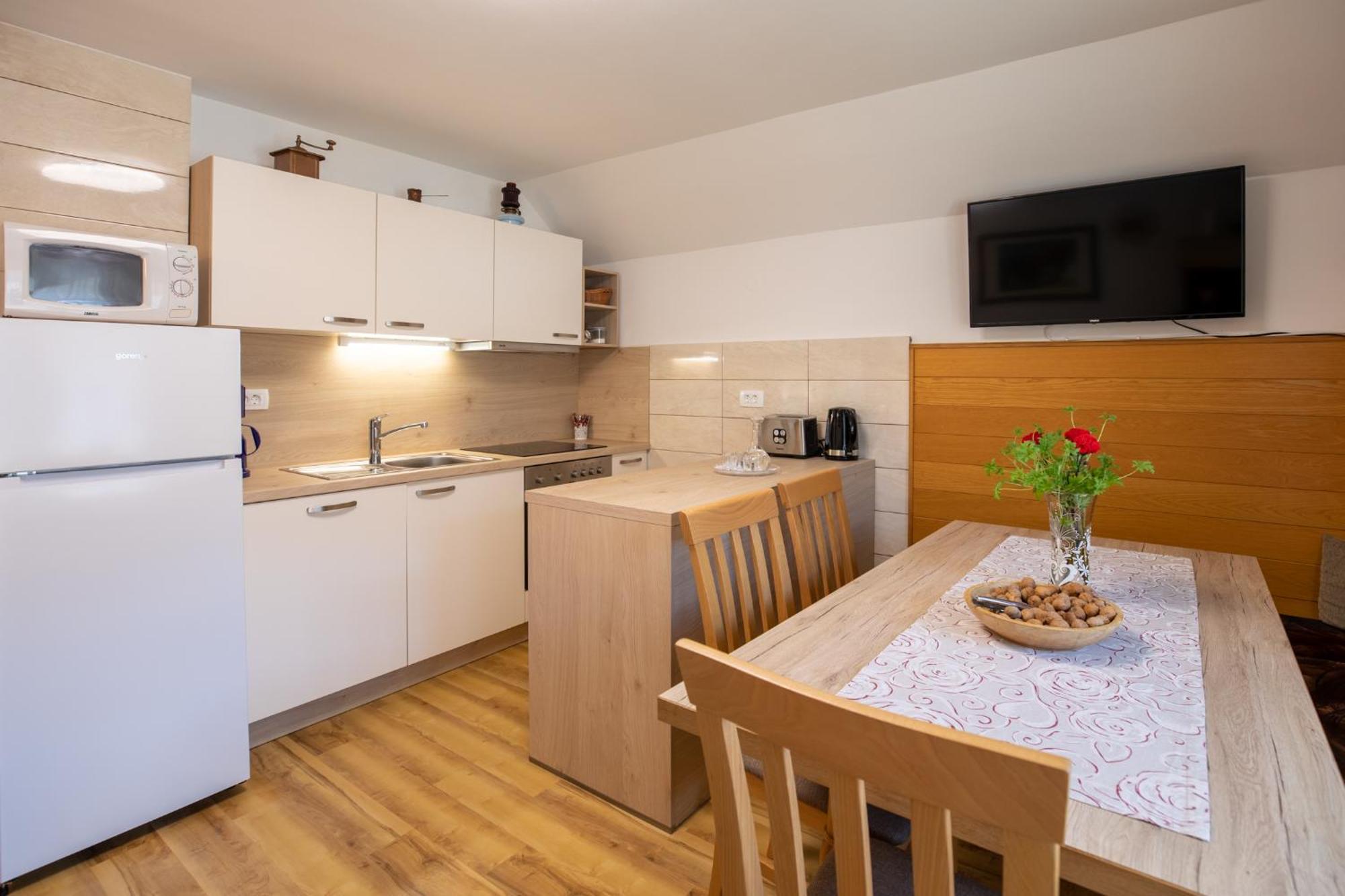 Apartmaji Prezelj Bohinj Eksteriør bilde
